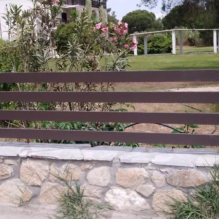 Aegialis Διαμέρισμα Βουρβουρού